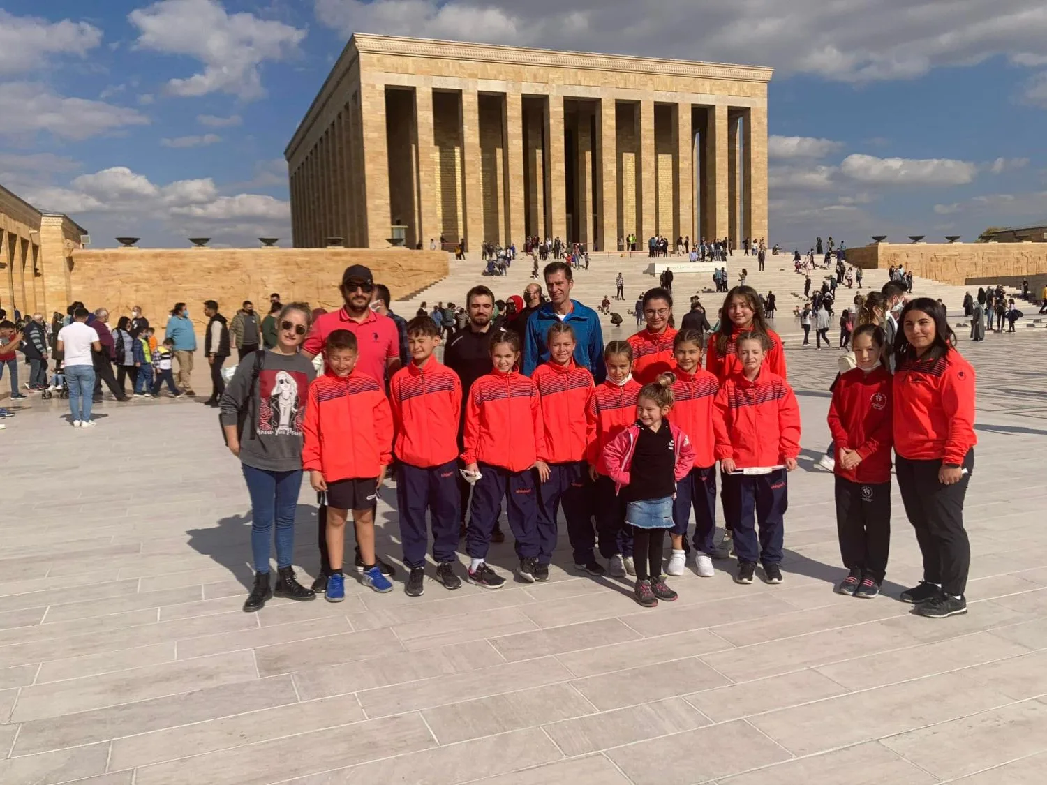Sporcularımız Anıtkabiri Ziyart Etti