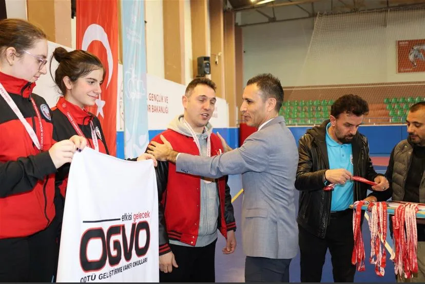 28 ŞUBAT-01 Mart 2024 Tarihlerinde Oynanan Okullar Arası Yıldızlar Masa Tenisi Grup Müsabakaları Sona Erdi