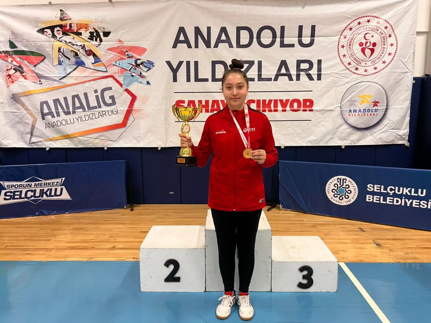 Özgün Nidal Afacan Konyada Namağlup ANALİG Türkiye Şampiyonu Oldu