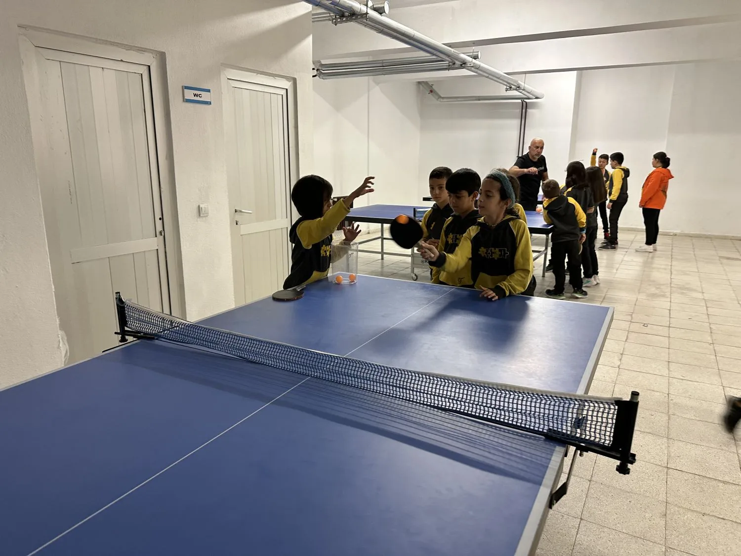 İlkokullarda Spor Dalı Etkinlikleri Kapsamında Toki İlkokulunda Masa Tenisi Çalışmalar Başladı